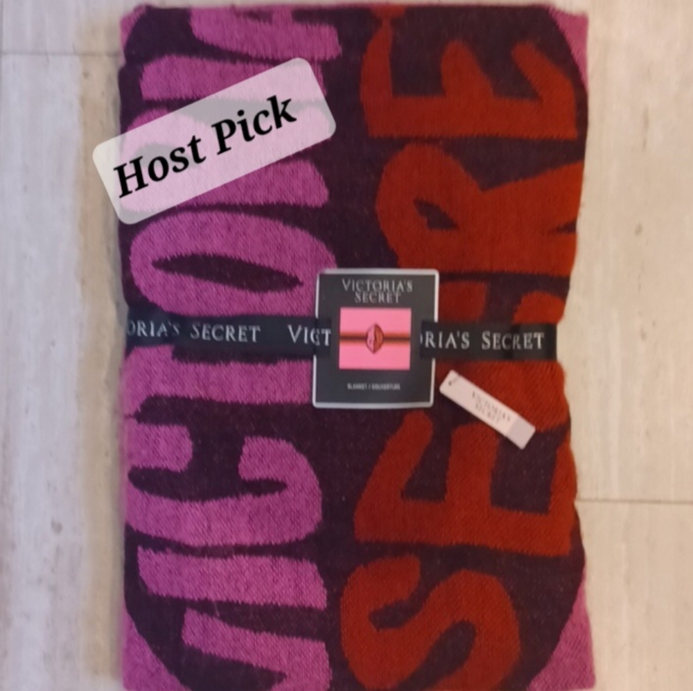 New Victoria's Secret LIPS Throw Blanket